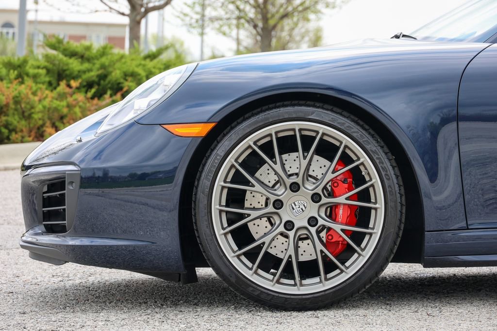 Certified 2017 Porsche 911 Targa 4S AWD/4WD image 21