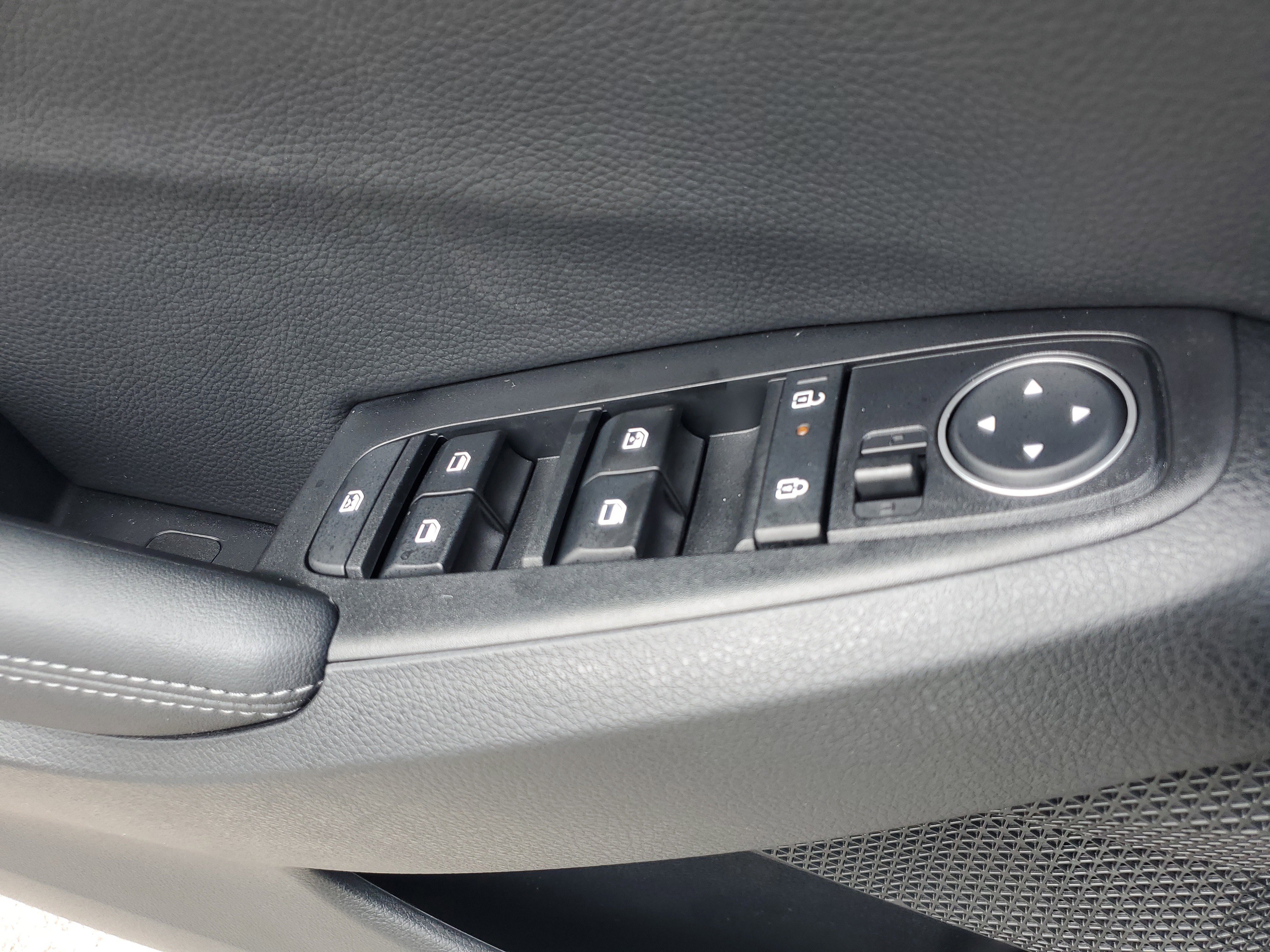 New 2026 Kia Seltos EX w/ EX Sunroof Package image 30