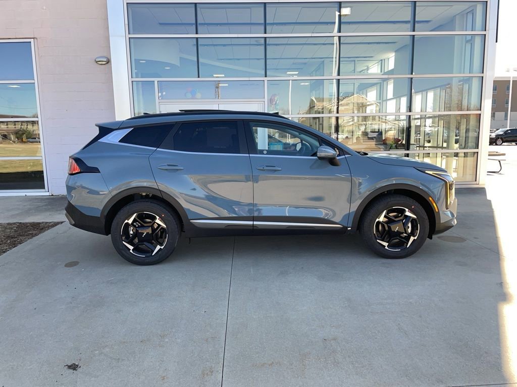 New 2026 Kia Sportage EX image 4