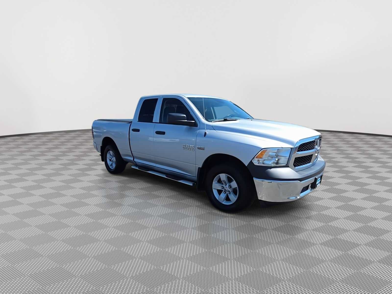 Used 2016 RAM 1500 Tradesman w/ Popular Equipment Group AWD/4WD image 2