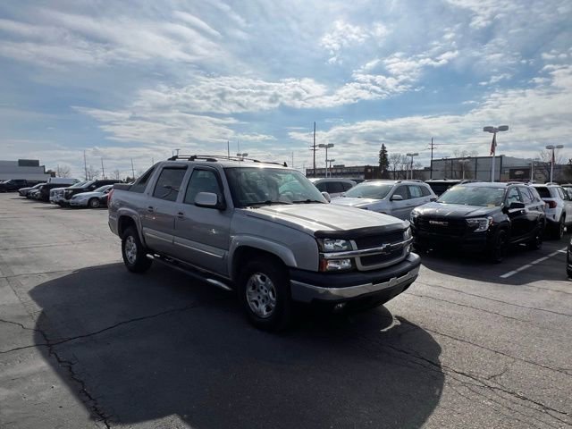 Used 2006 Chevrolet Avalanche LT image 2