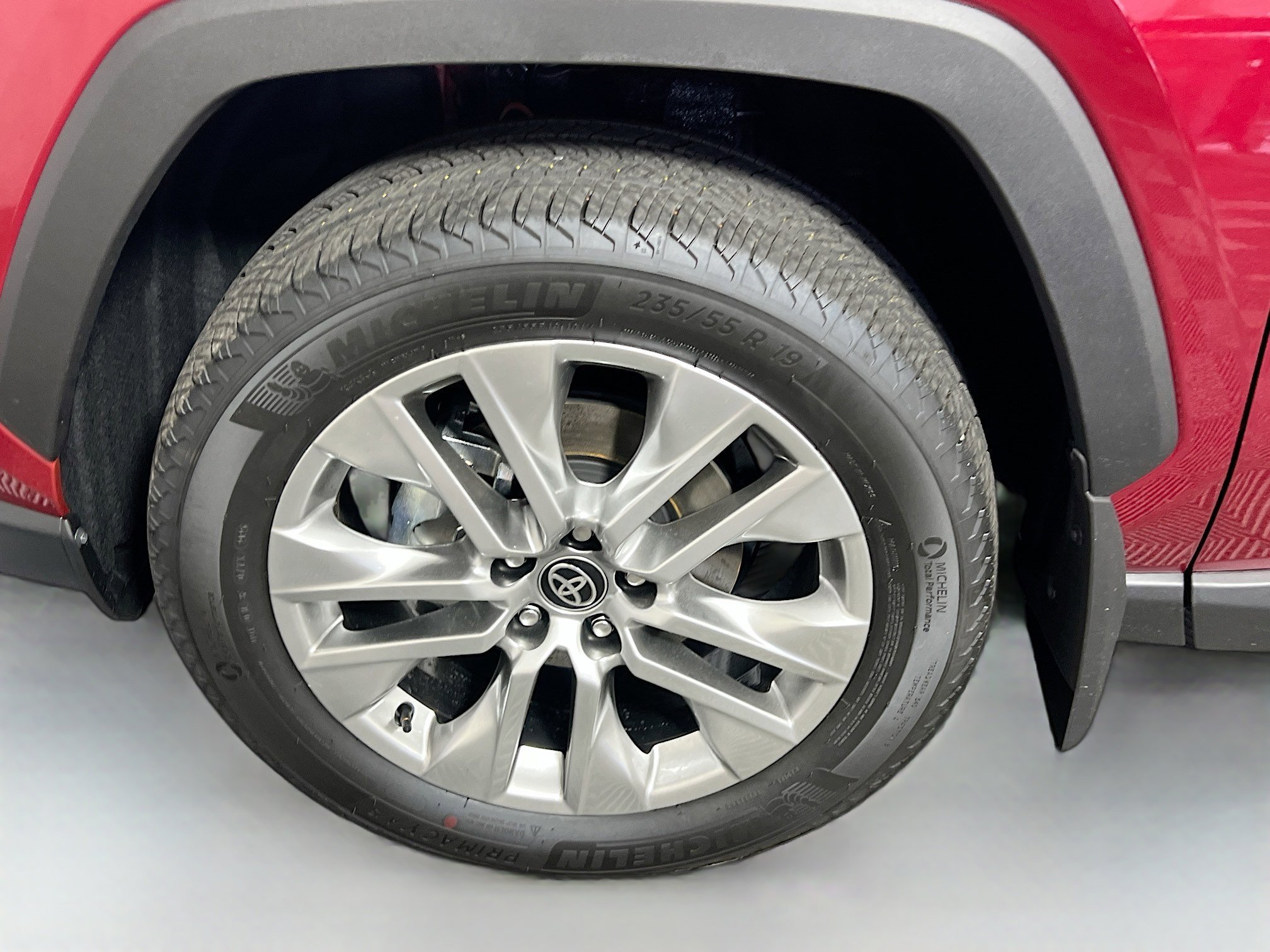 Used 2025 Toyota RAV4 XLE Premium image 13