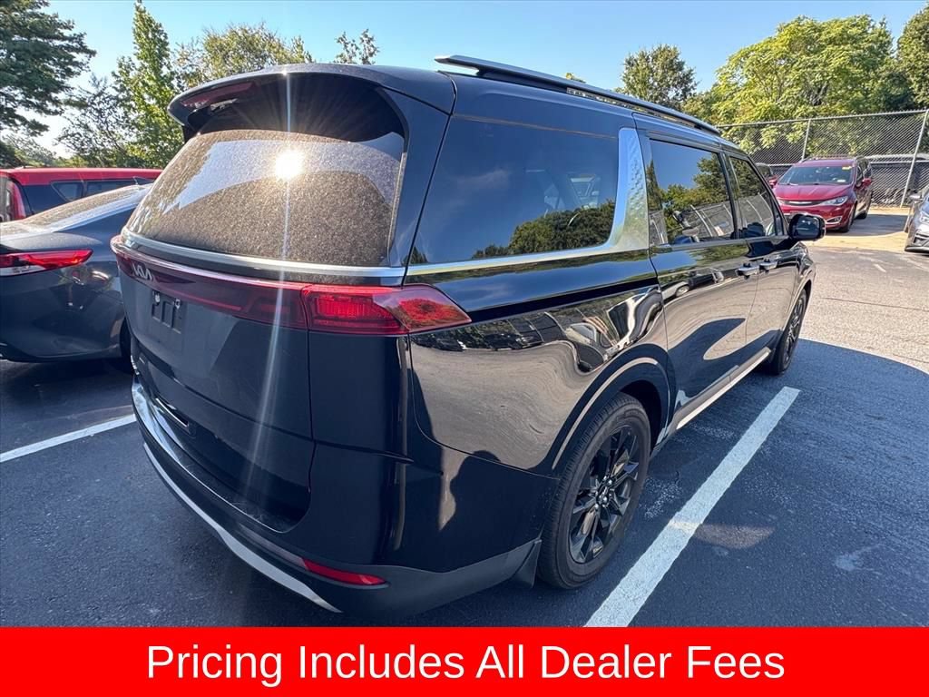 Used 2022 Kia Carnival SX FWD image 6