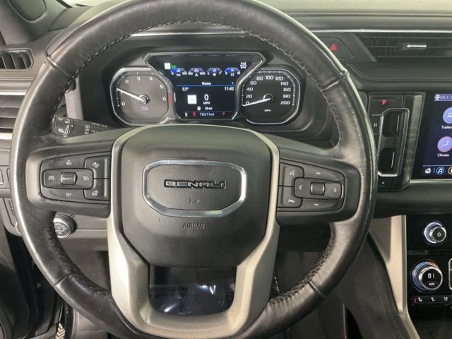 Used 2021 GMC Yukon XL Denali image 16