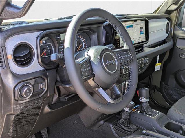 New 2025 Jeep Gladiator Willys image 3