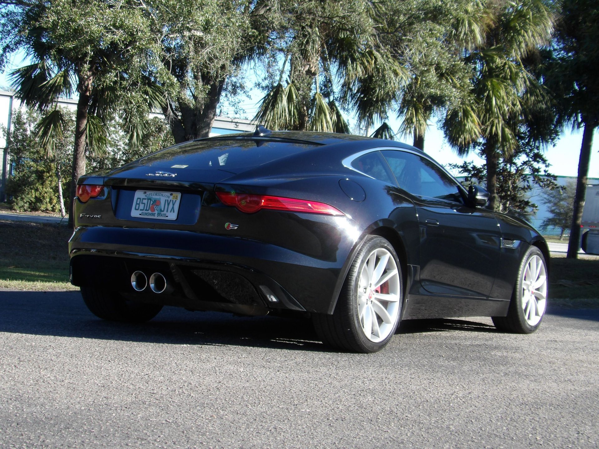 Used 2015 Jaguar F-TYPE S image 32
