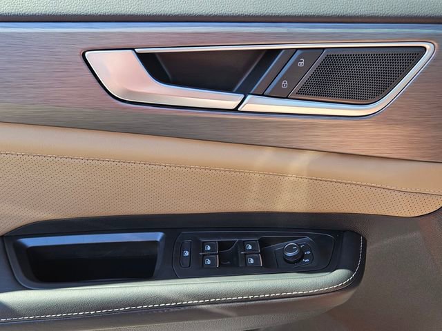 New 2026 Volkswagen Atlas Cross Sport SE image 28