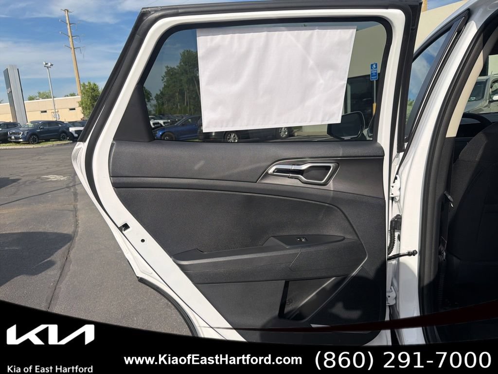 New 2026 Kia Sportage LX AWD/4WD image 17