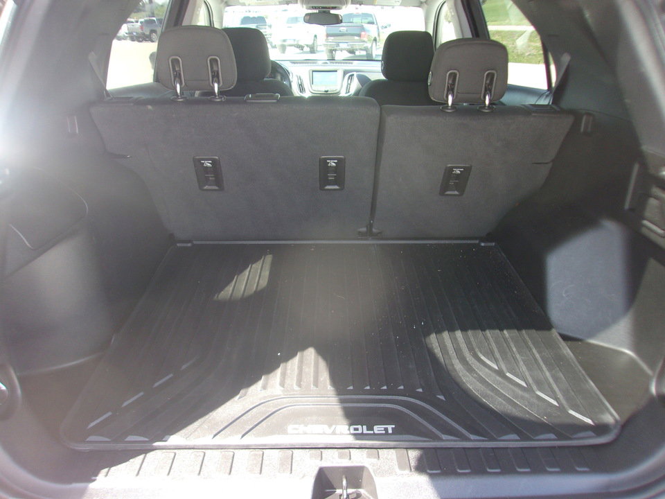 Used 2018 Chevrolet Equinox LT FWD image 22