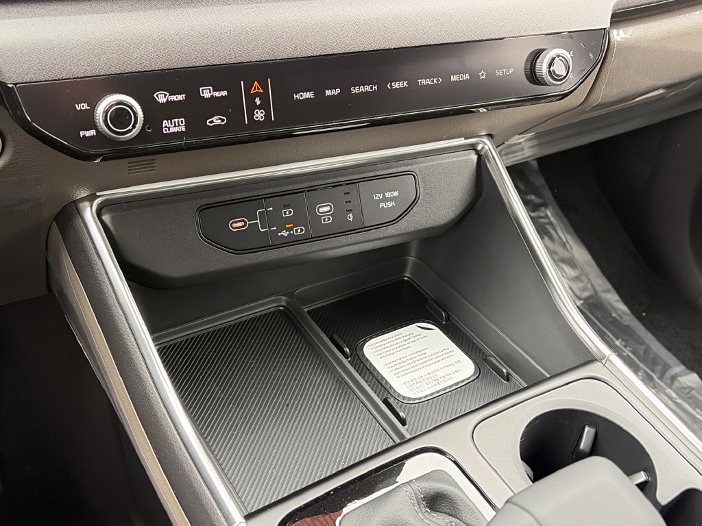 New 2027 Kia Carnival EX FWD image 22