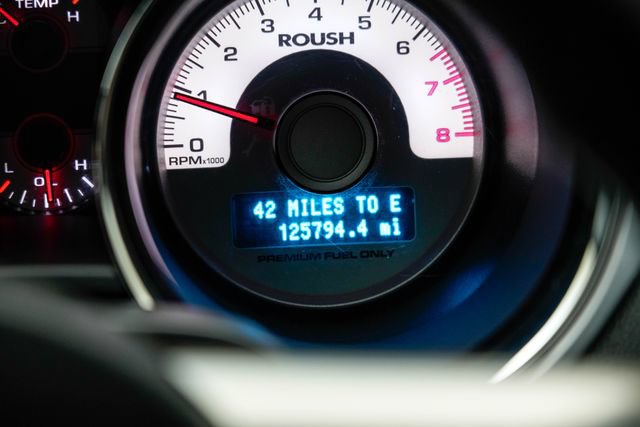 Used 2010 Ford Mustang GT Premium RWD image 31