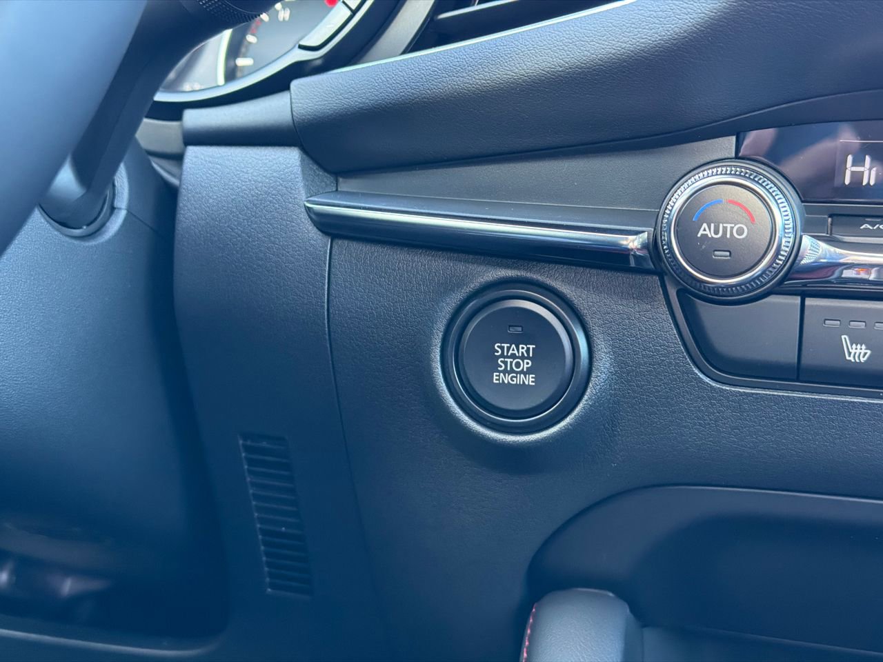 New 2026 MAZDA MAZDA3 Carbon image 28