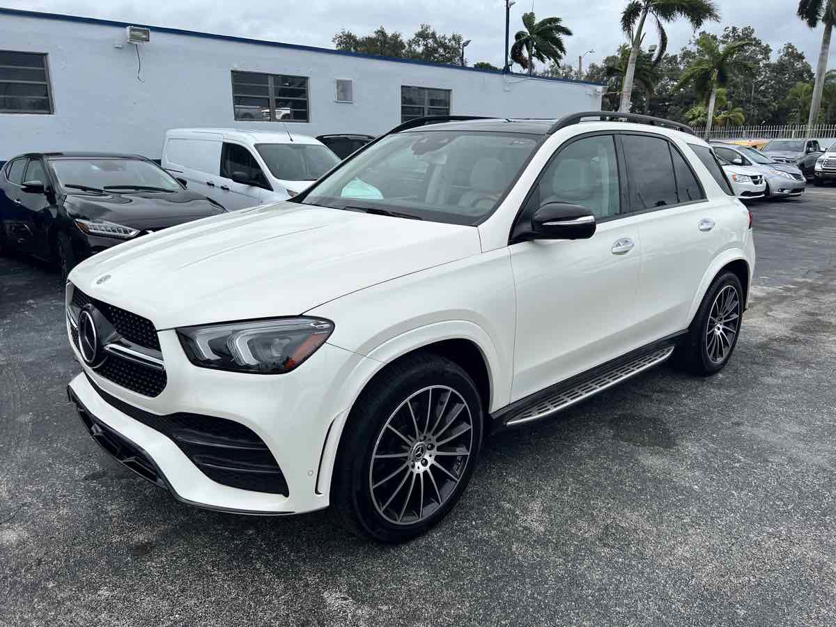 Used 2020 Mercedes-Benz GLE 450 4MATIC image 4