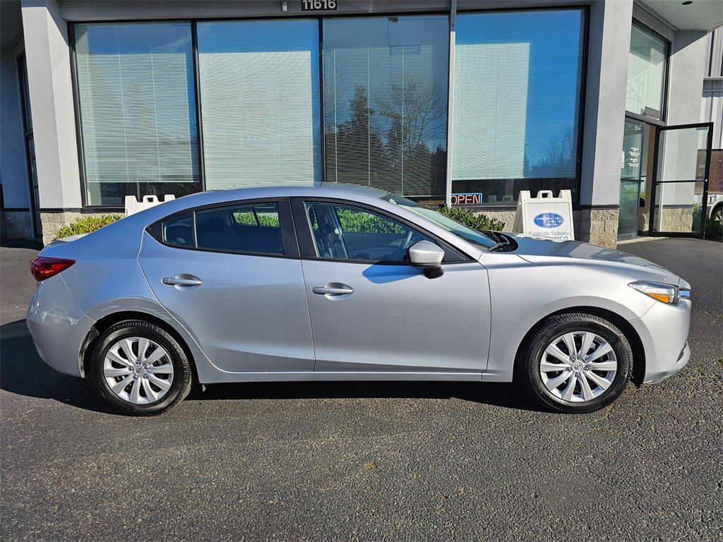 Used 2018 MAZDA MAZDA3 Sport image 8