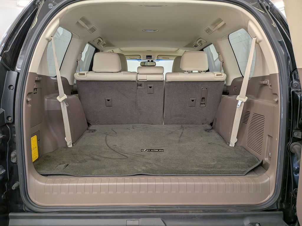 Used 2015 Lexus GX 460 w/ Premium Package image 32