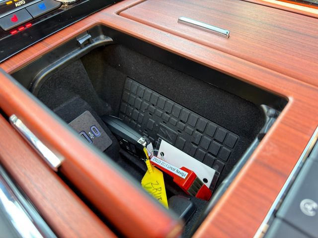 Used 2024 Lincoln Navigator L Reserve image 39