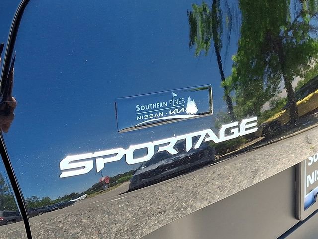 Certified 2025 Kia Sportage LX FWD image 32