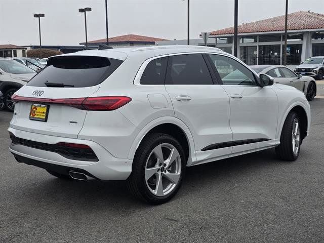 Used 2025 Audi Q5 Premium Plus w/ Premium Plus image 4