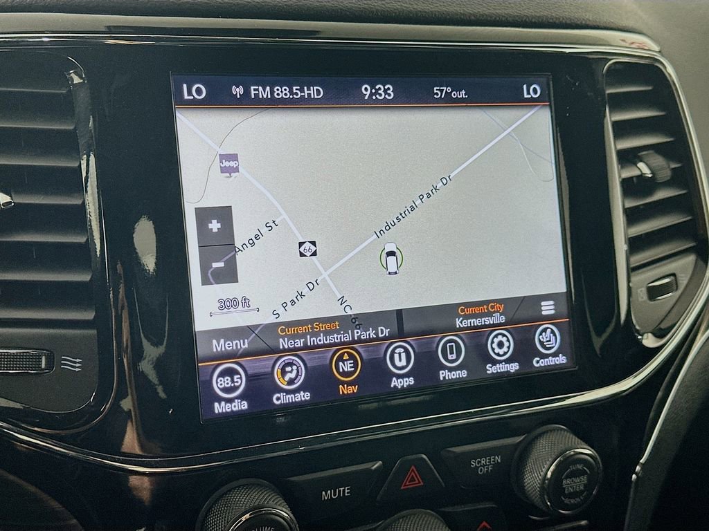 Used 2019 Jeep Grand Cherokee Limited image 19