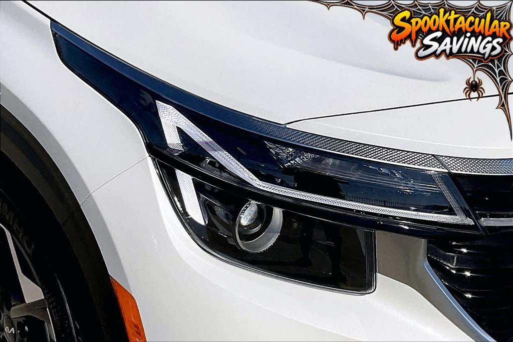 Used 2026 Kia Seltos EX AWD/4WD image 28