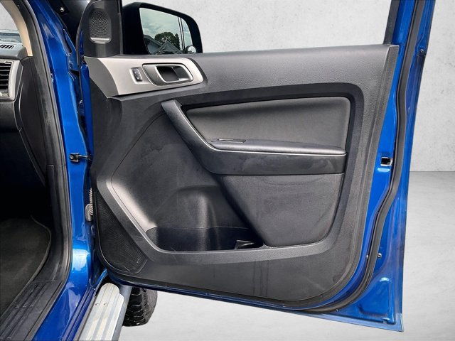 Used 2019 Ford Ranger XLT w/ Equipment Group 302A Luxury AWD/4WD image 18