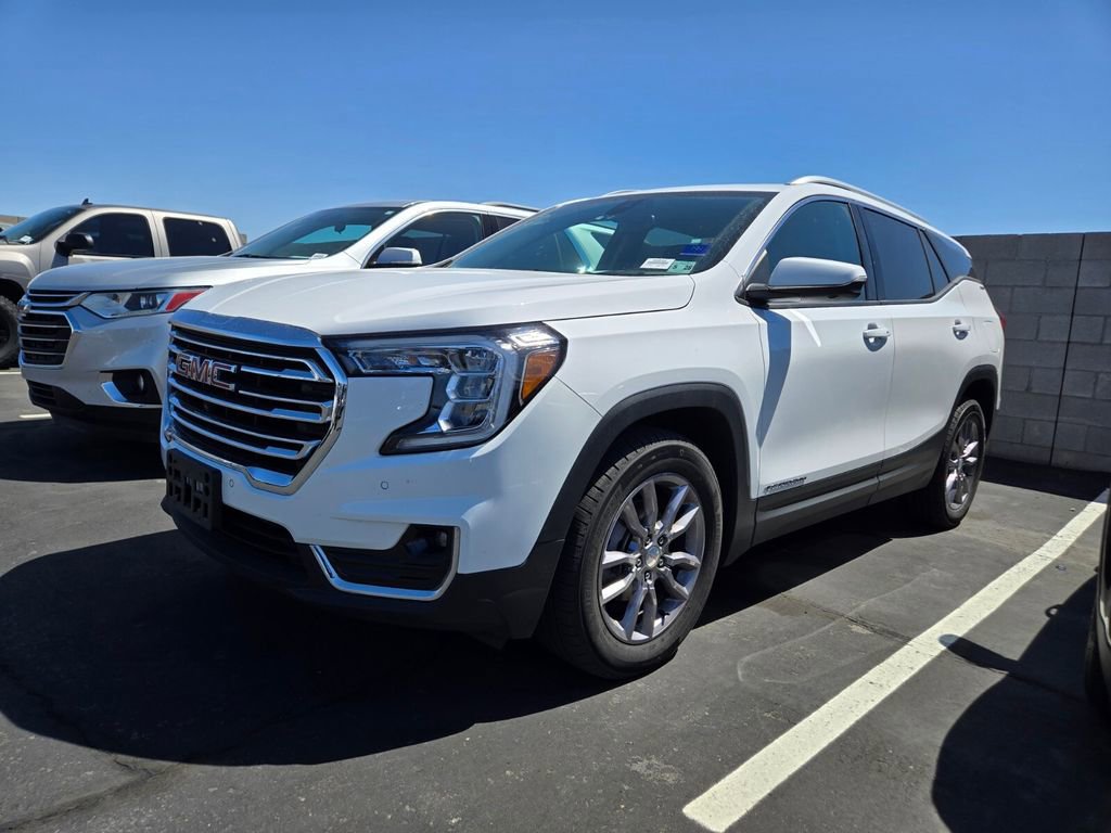 Used 2023 GMC Terrain SLT w/ Tech Package AWD/4WD image 2