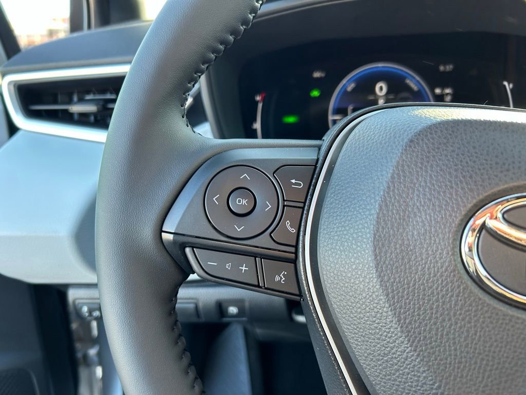 Used 2026 Toyota Corolla SE FWD image 18