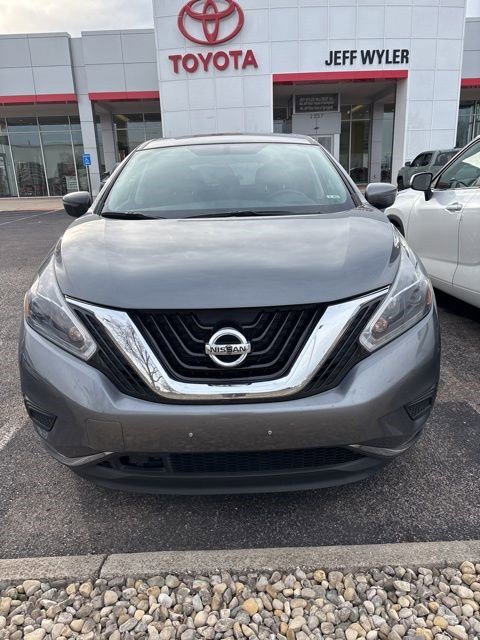 Used 2018 Nissan Murano S image 8