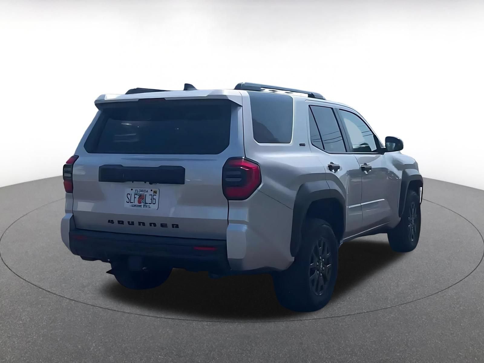 Used 2025 Toyota 4Runner SR5 RWD image 12