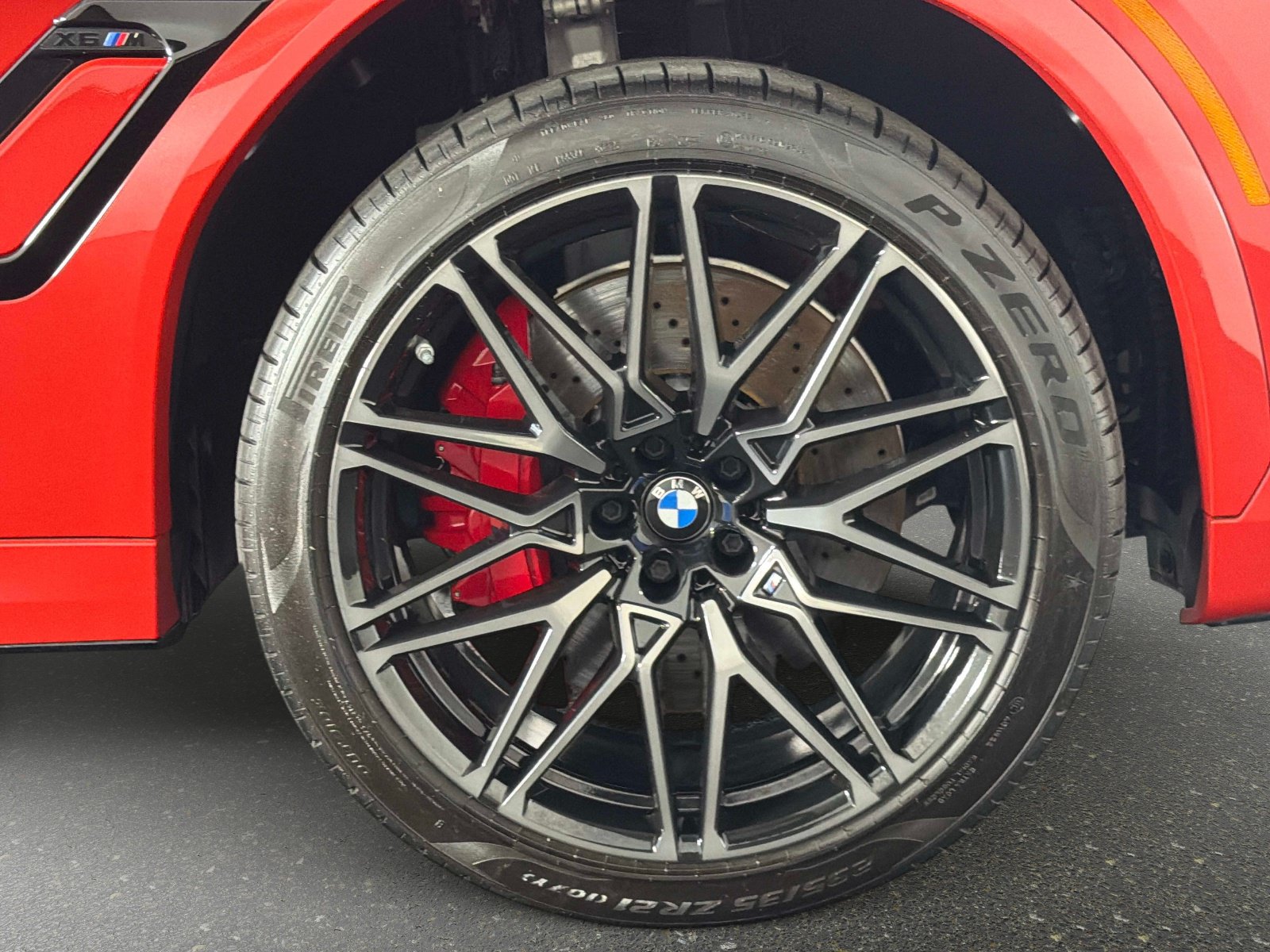Used 2025 BMW X6 M Competition w/ Executive Package AWD/4WD image 22