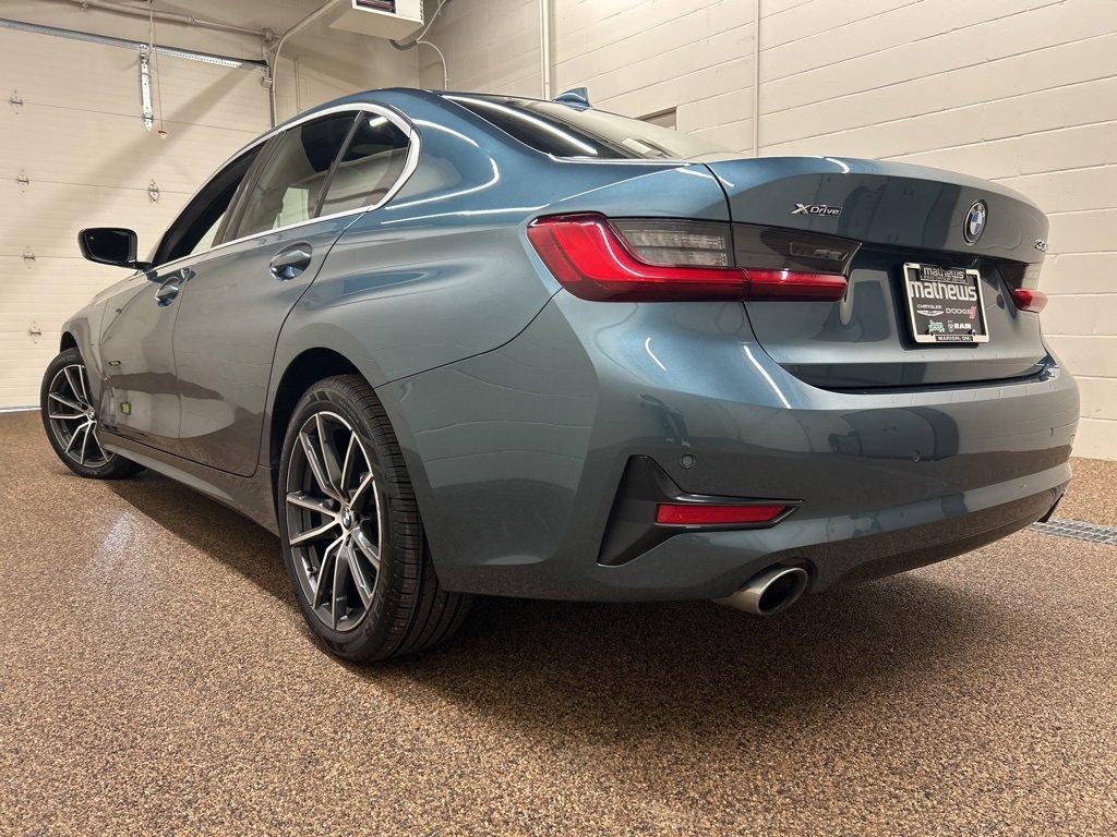 Used 2019 BMW 330i xDrive Sedan w/ Convenience Package image 4