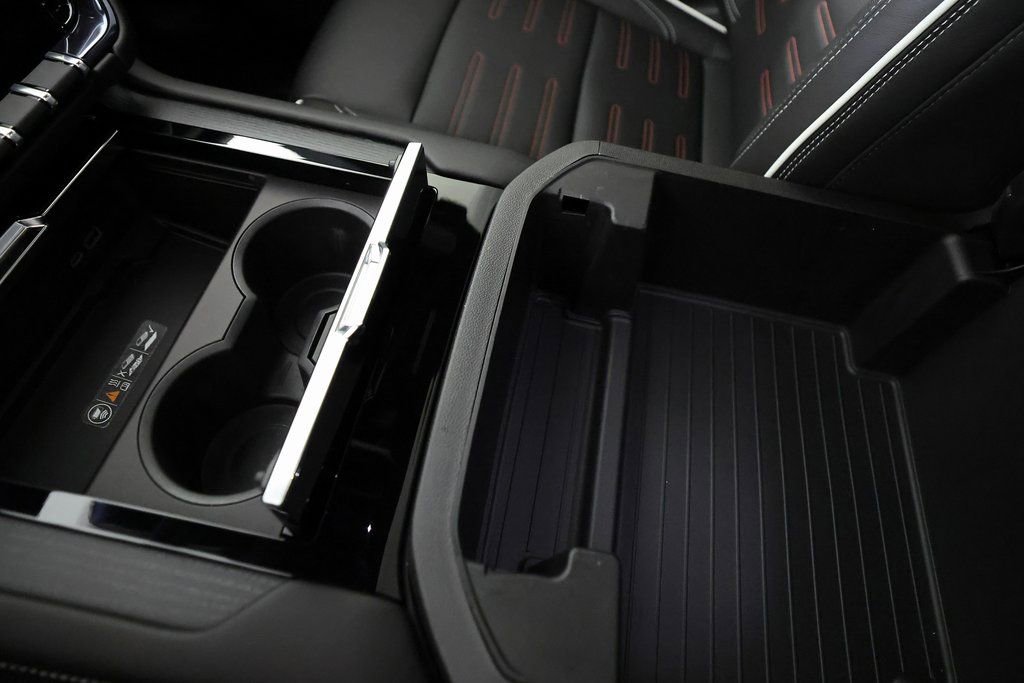 Used 2026 GMC Yukon AT4 Ultimate w/ LPO, Floor Liner Package image 45