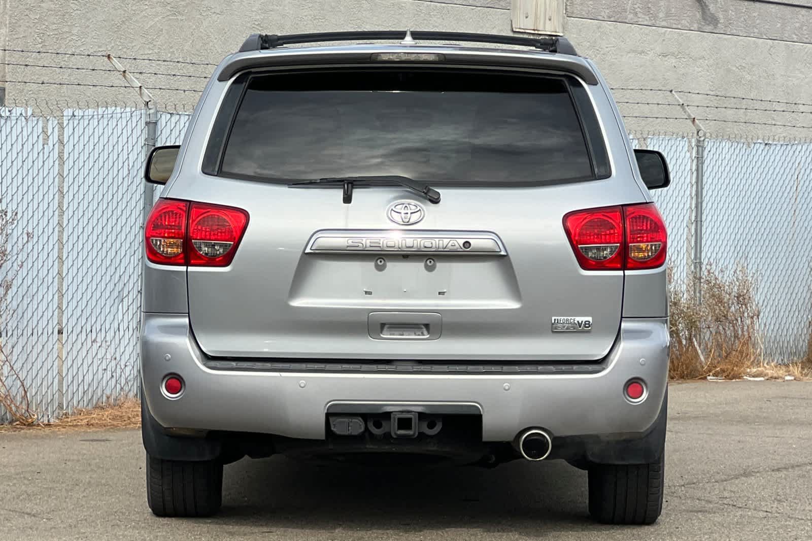 Used 2015 Toyota Sequoia Limited RWD image 4
