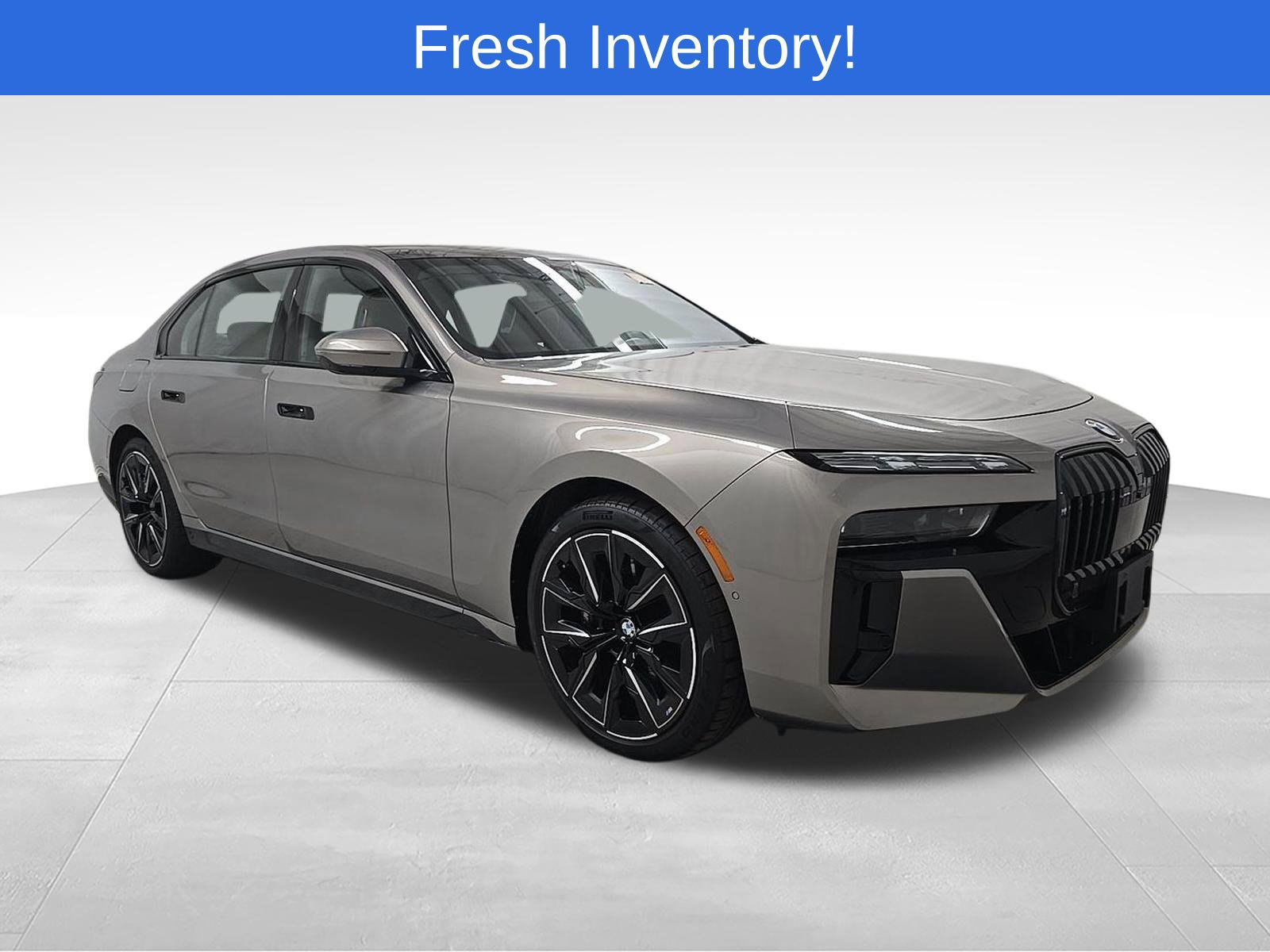 Used 2024 BMW 760i xDrive w/ Executive Package AWD/4WD image 15