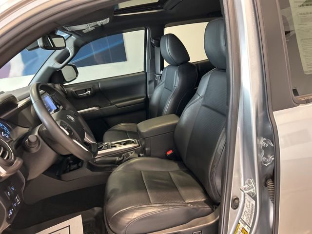 Used 2023 Toyota Tacoma Limited image 14