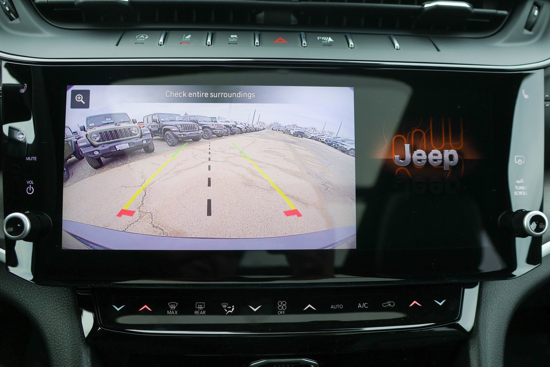 New 2026 Jeep Grand Cherokee L Limited w/ Limited Altitude Package image 25