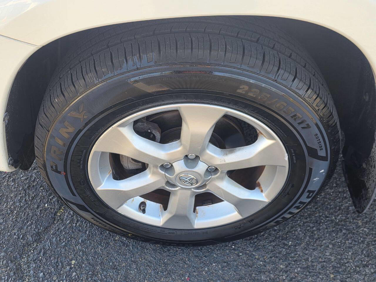 Used 2010 Toyota RAV4 Limited image 25