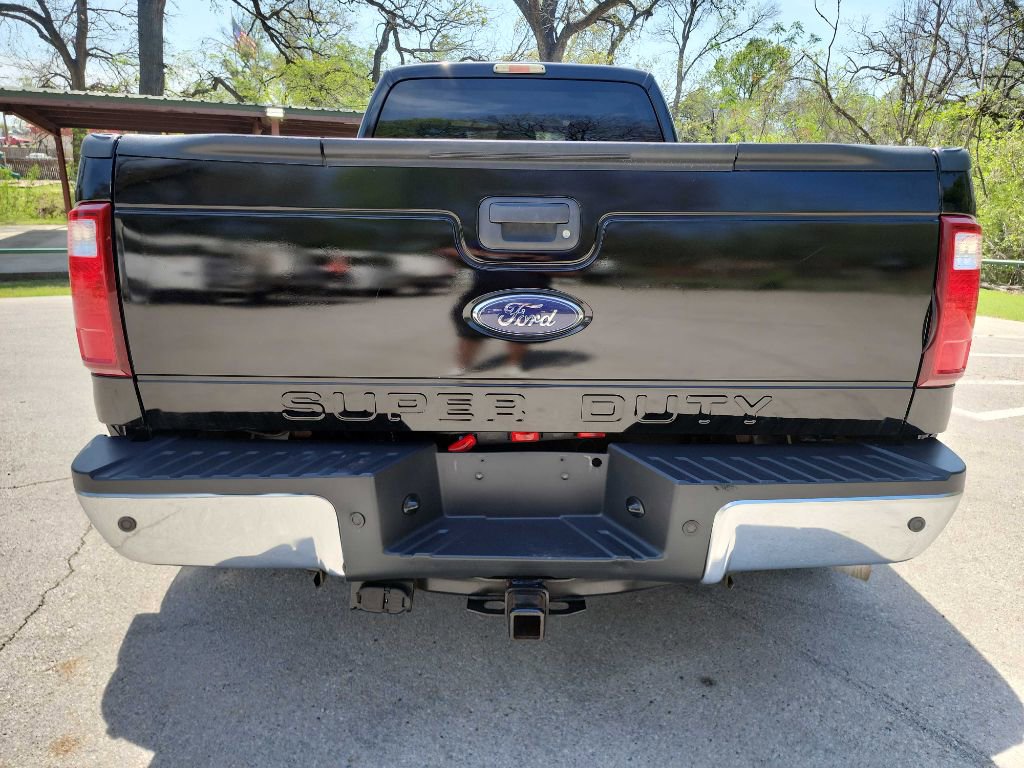 Used 2016 Ford F350 XLT w/ XLT Interior Package image 6