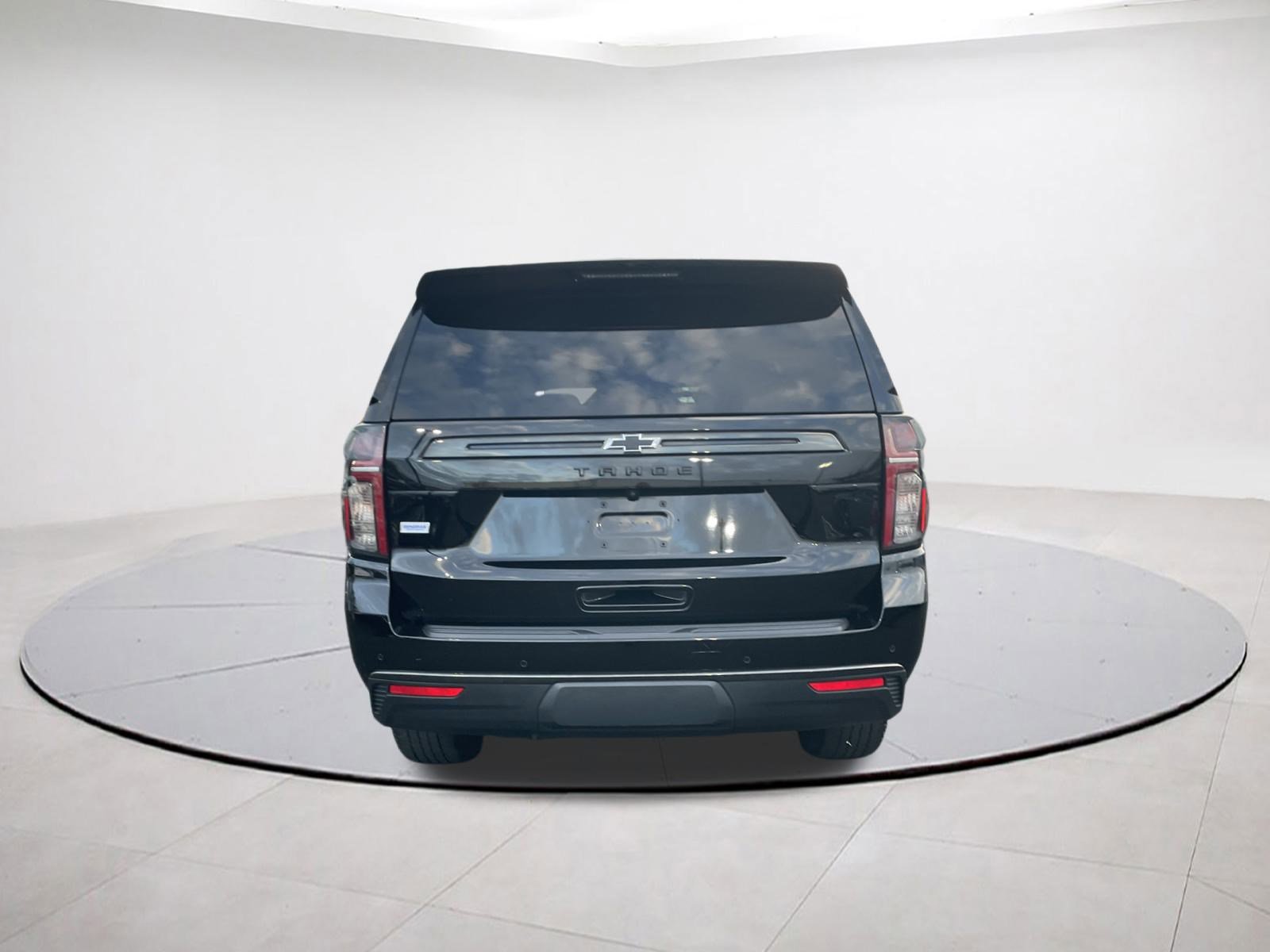 Used 2021 Chevrolet Tahoe Z71 w/ Luxury Package image 5