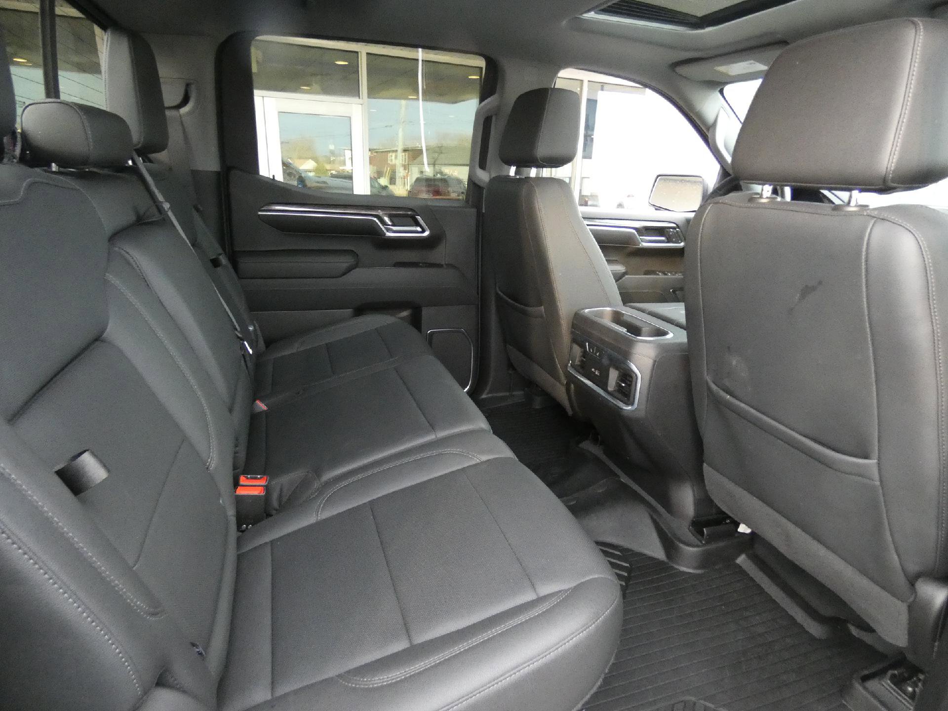 Certified 2022 Chevrolet Silverado 1500 LTZ w/ LTZ Premium Package image 17