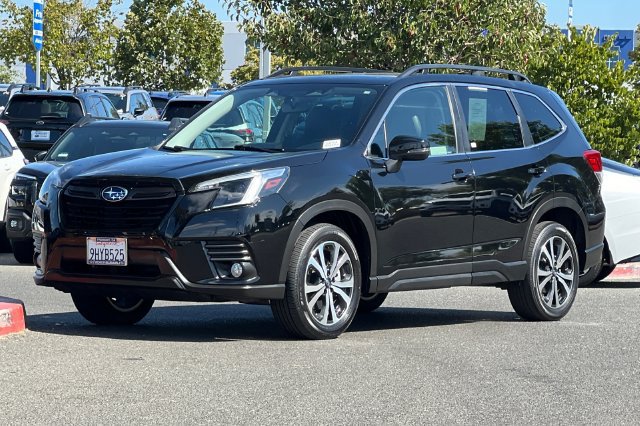 Certified 2023 Subaru Forester Limited AWD/4WD image 8
