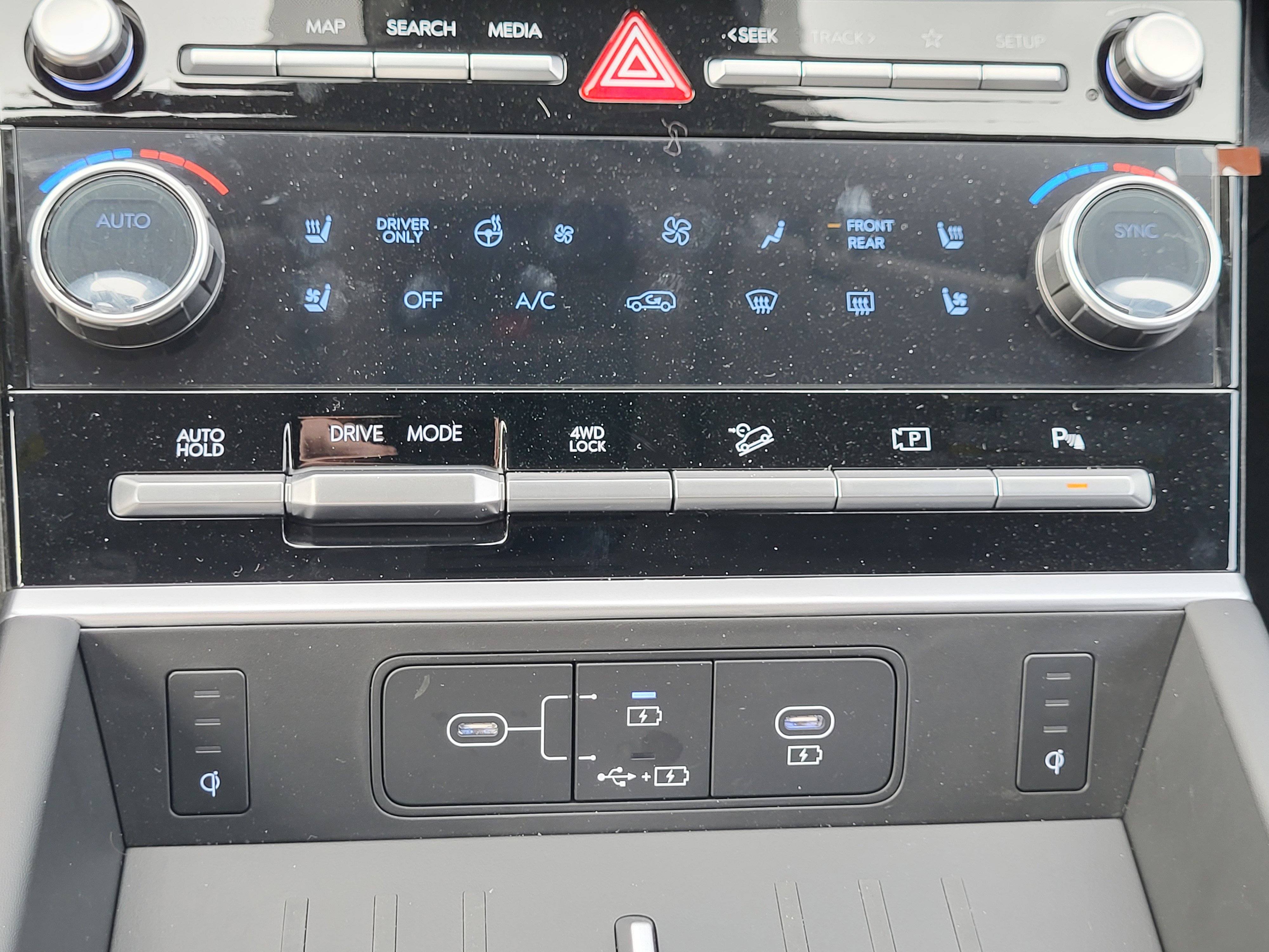 New 2026 Hyundai Santa Fe Limited AWD/4WD image 29