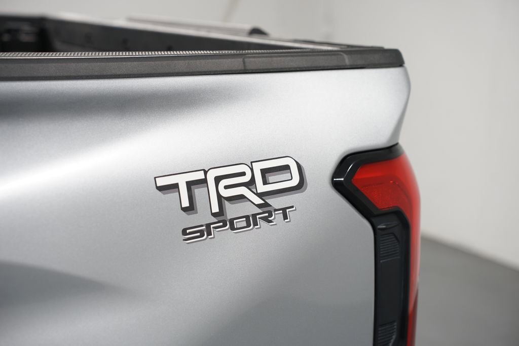 Used 2024 Toyota Tacoma TRD Sport image 11