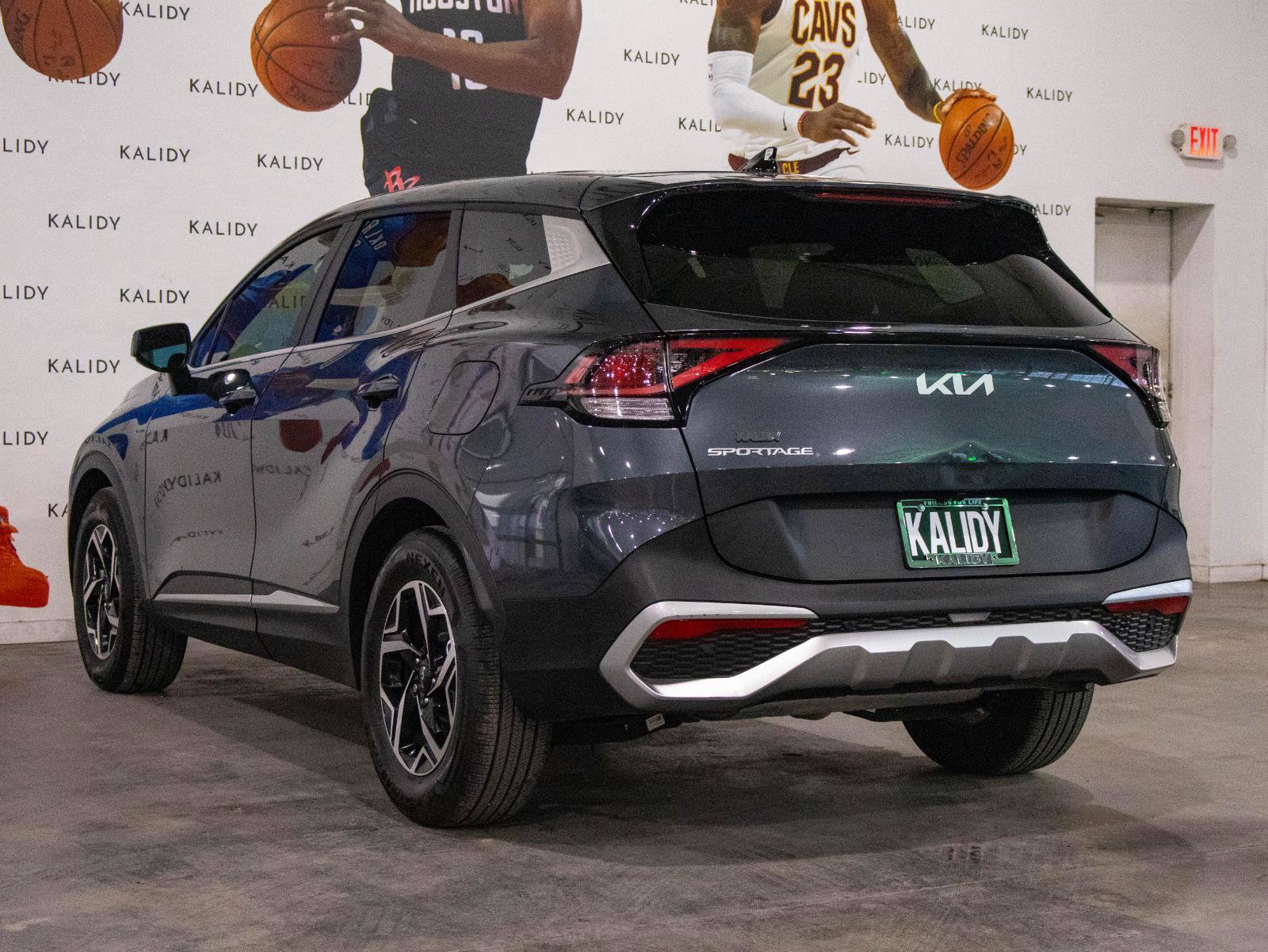 Used 2025 Kia Sportage LX image 21