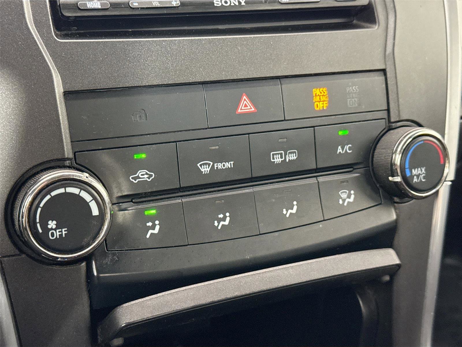 Used 2017 Toyota Camry SE FWD image 20