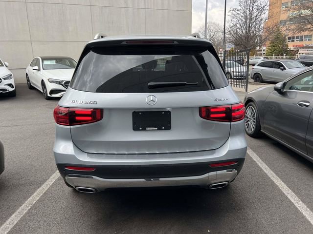 New 2026 Mercedes-Benz GLB 250 4MATIC image 5