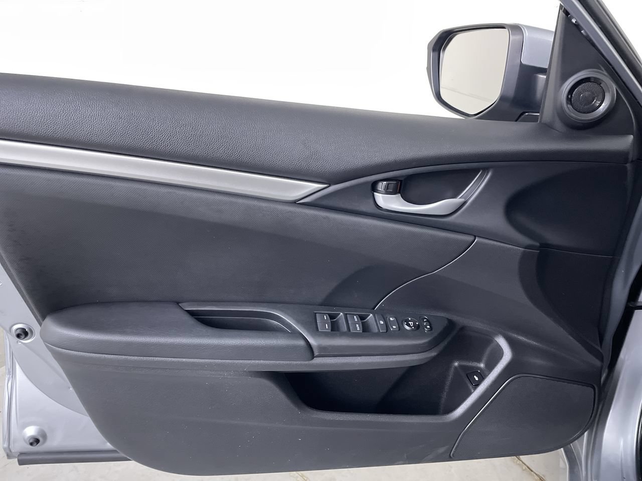 Used 2020 Honda Civic Sport image 10