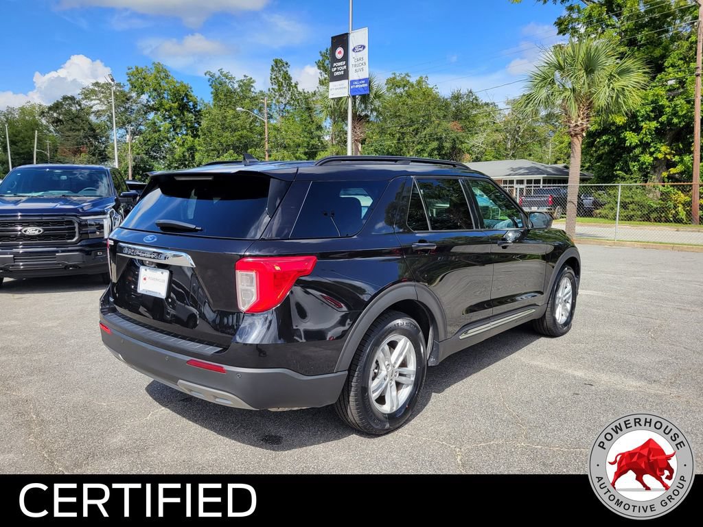 Certified 2024 Ford Explorer XLT w/ Equipment Group 202A RWD image 6