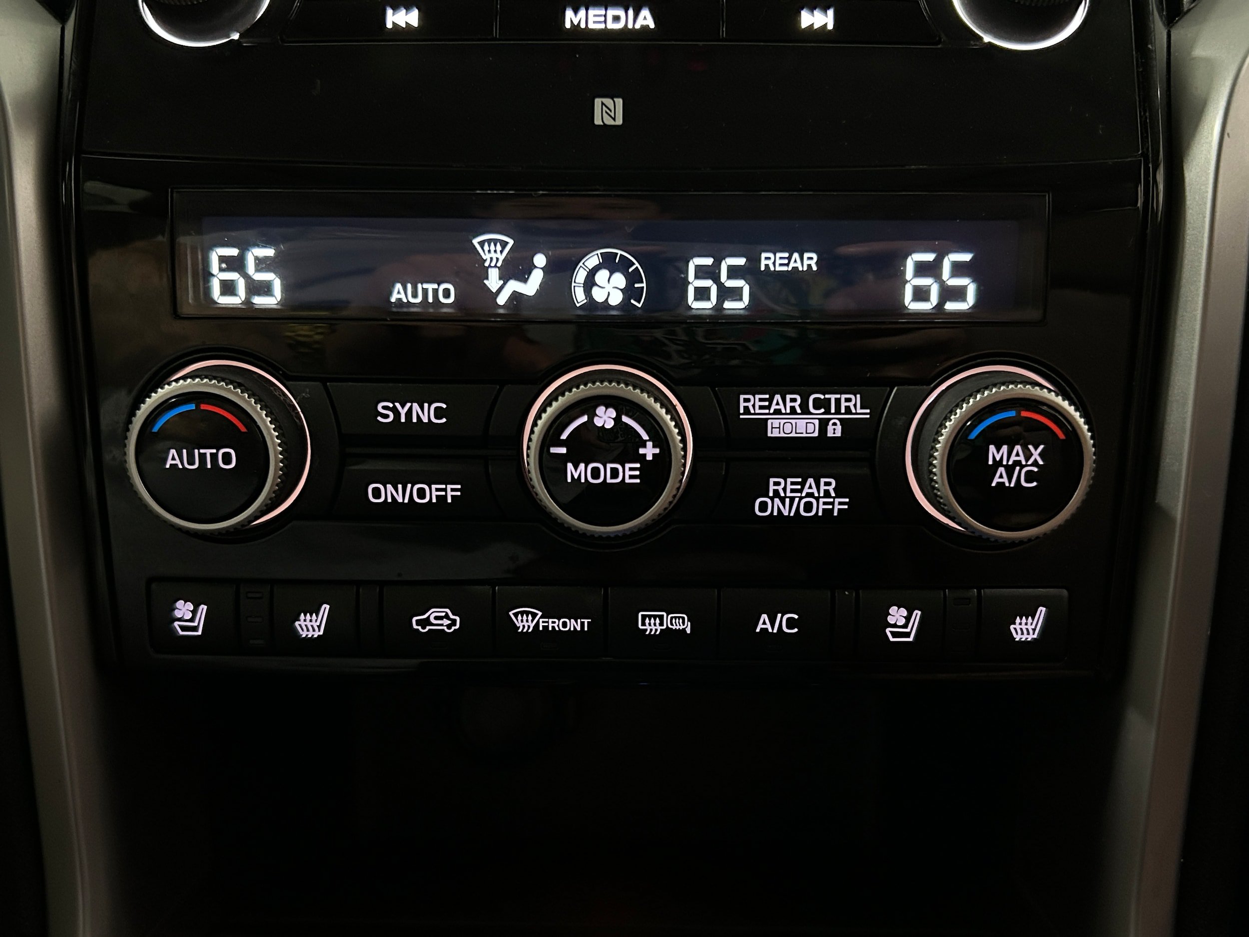 Used 2020 Subaru Ascent Touring w/ Popular Package #2A AWD/4WD image 10