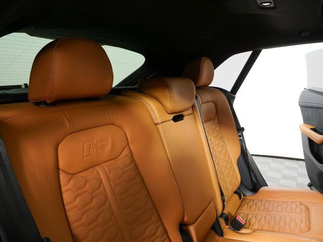 Used 2023 Audi RS Q8 image 24